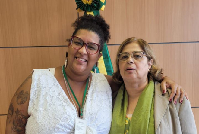 Laina Crisóstomo participa de reunião em Brasília