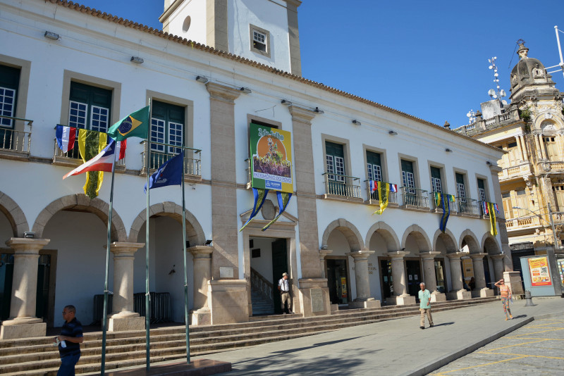 Vereadores e populares celebram o 2 de Julho