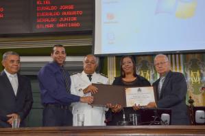 Tenente-coronel PM Roberto Pinto homenageado na Câmara